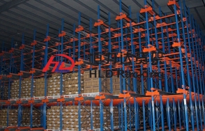 冷链冷藏仓库选择合适的货架能有效减少运营成本